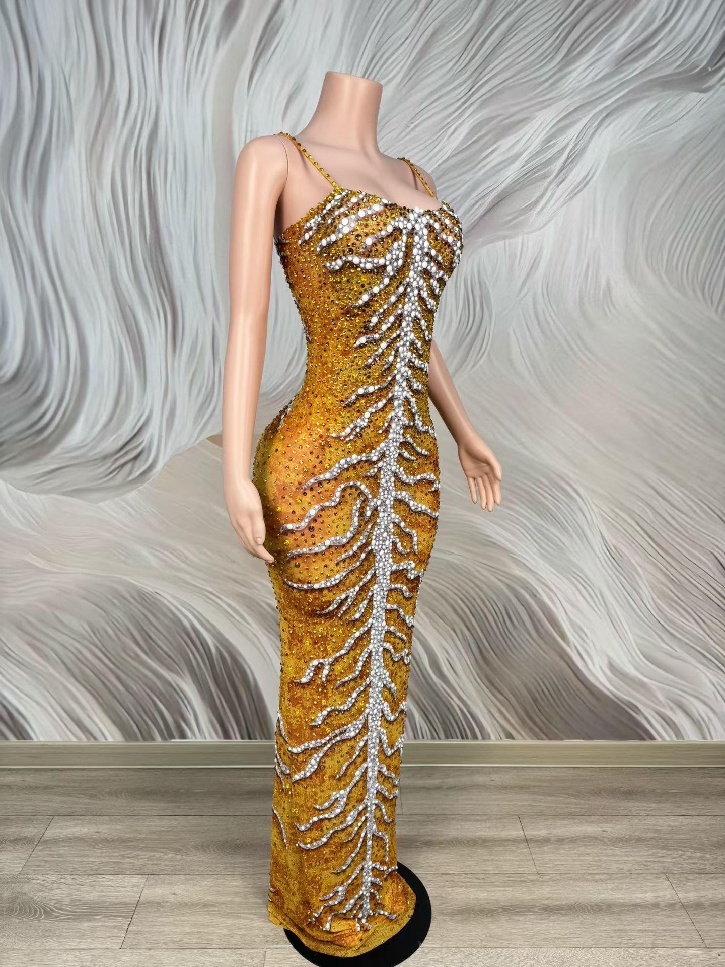 Роскошное блестящее платье из  – обзор и цена Sparkly Rhinestone Club Party Dress
